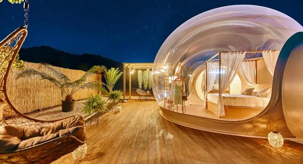 Immagine per l'articolo Perché Tutti Parlano della Sky Room nel Cuore del Cilento? Magia sotto le Stelle 2025