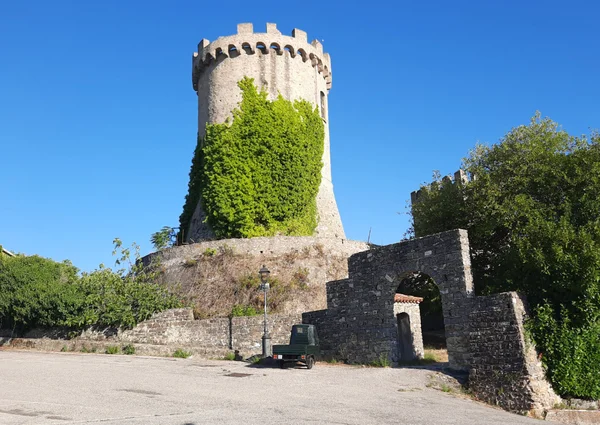 Veduta di Castelnuovo Cilento