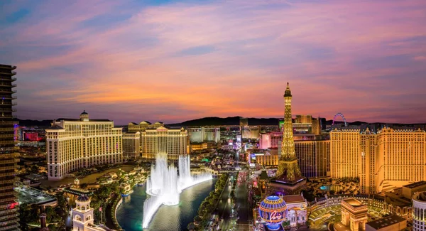 Immagine per 10 capitali della notte 2025: dove il divertimento non dorme mai