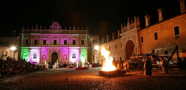 Immagine di Padula in Festa per Carlo V e la Frittata delle 1,000 Uova 2025