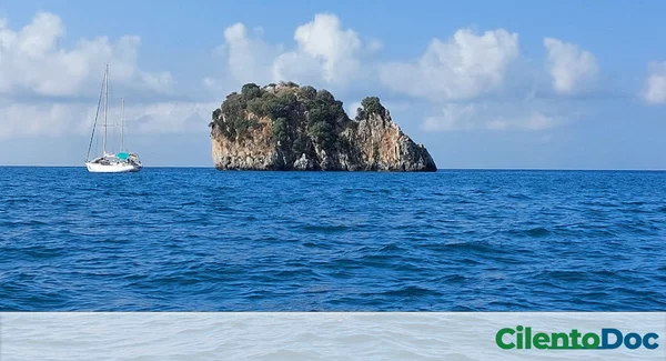 Immagine per Baia del Buon Dormire Palinuro: Il Segreto Che Nessuno Ti Ha Mai Raccontato (E Perché Si Chiama Davvero Così)